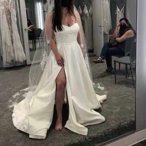 White Strapless Wedding dress - Size 8!